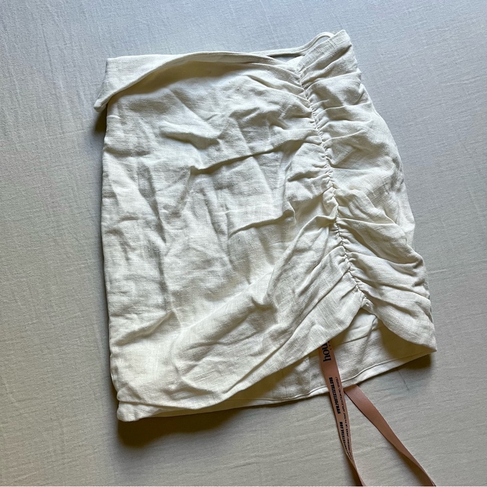 NWT HOUSE OF CB cream ivory ruched mini skirt‎